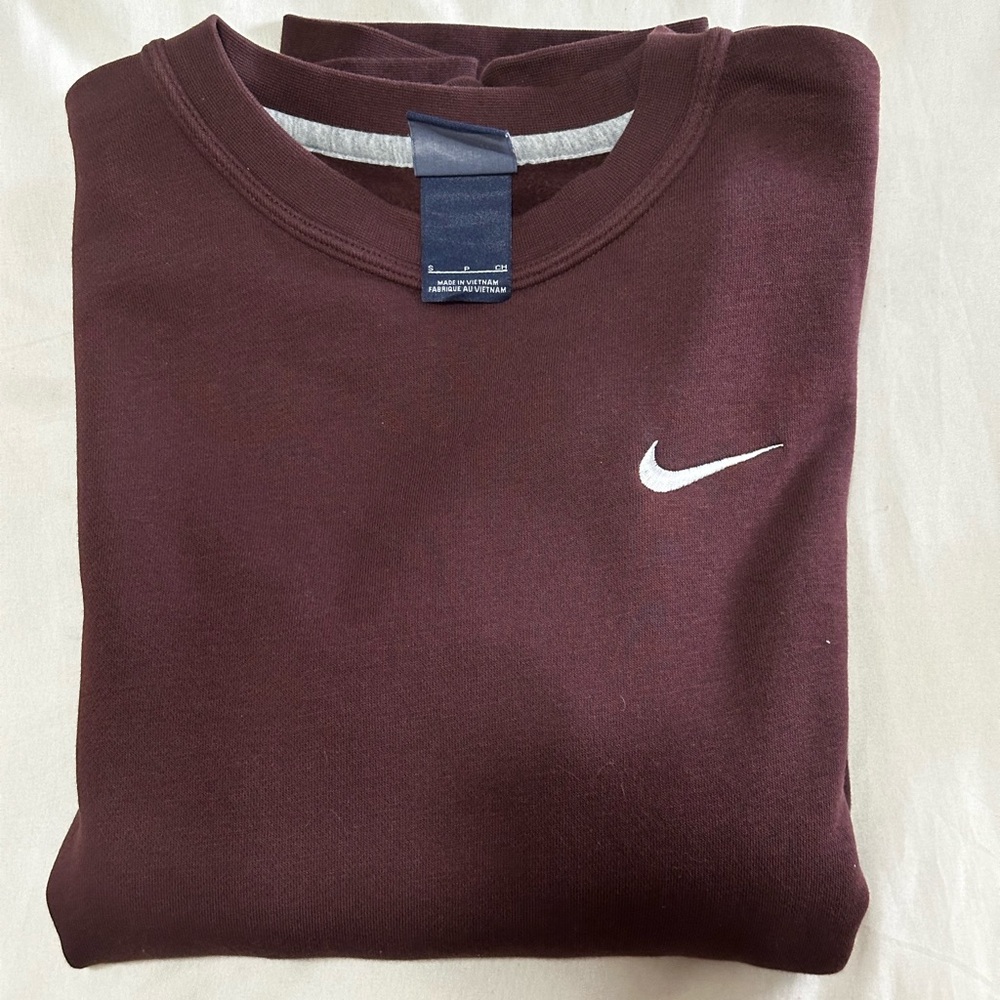 Nike crew neck sweater